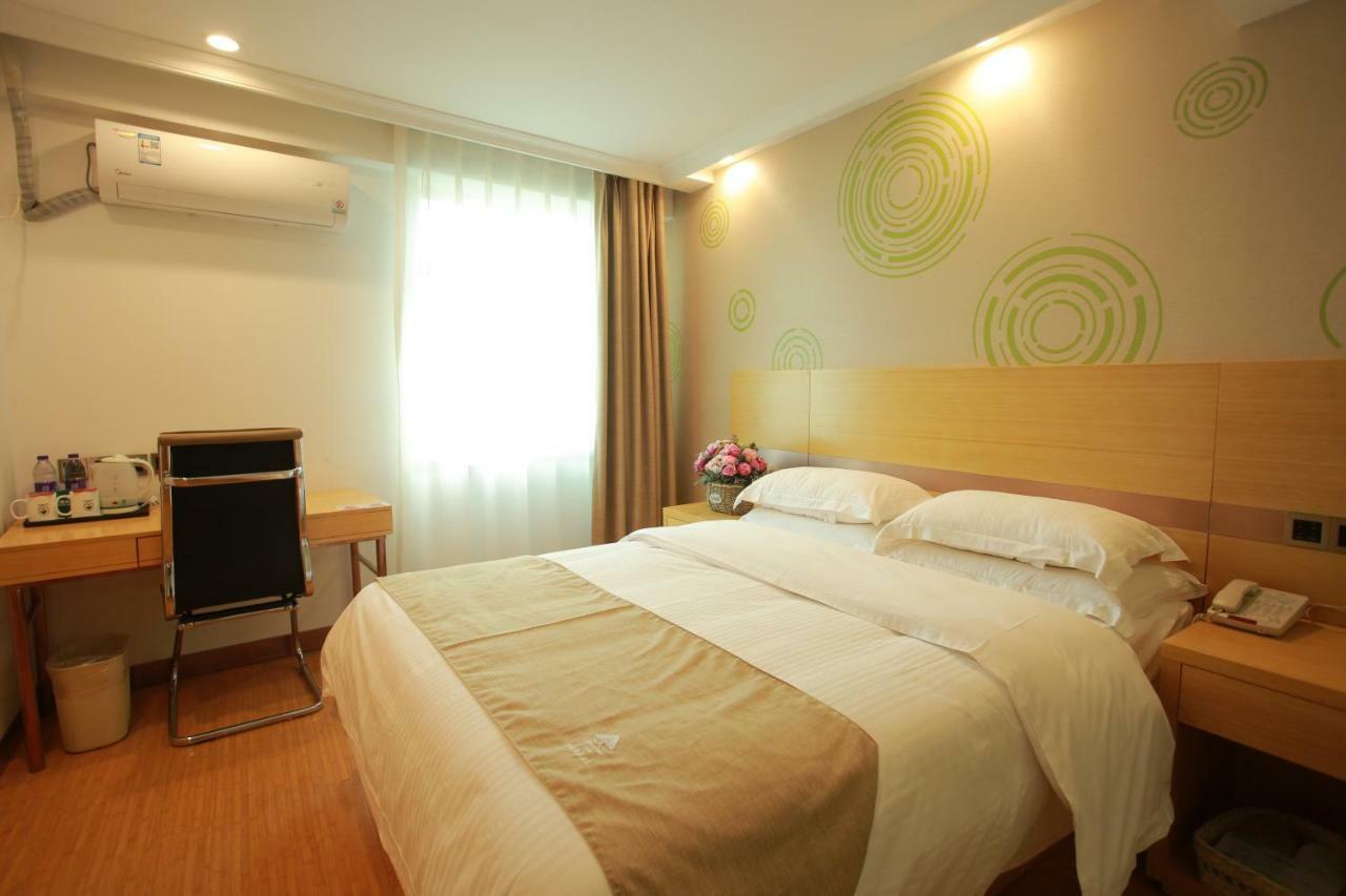 Greentree Inn Shanghai Hongqiao Airport Apartment Hotel Exteriör bild